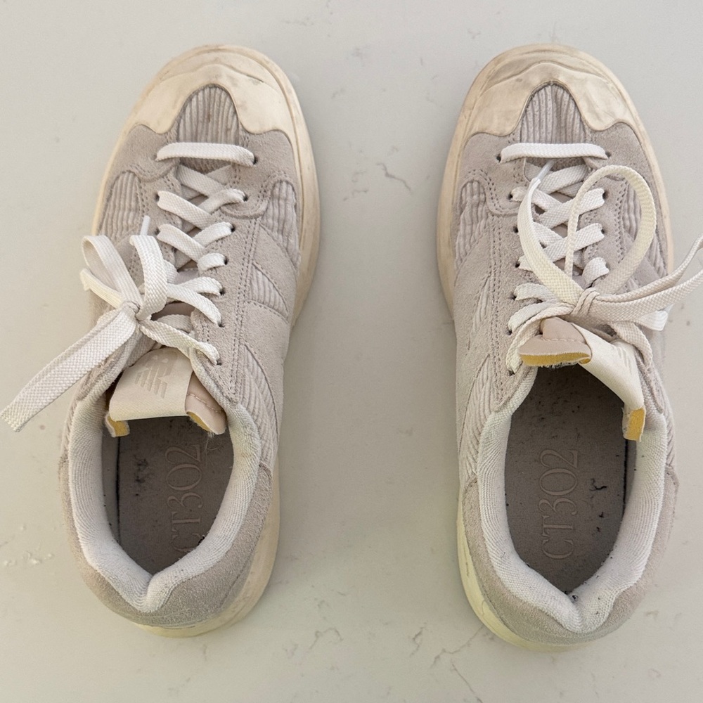 New Balance Sneakers